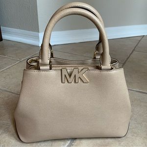 EUC Michael Kors Florence Nude Leather Satchel